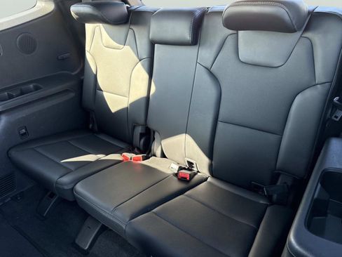 Used 2025 Kia Telluride SX Prestige X-Line image 18