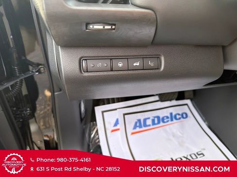 New 2026 Nissan Pathfinder Platinum image 16