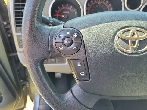 Used 2012 Toyota Tundra 4x4 CrewMax w/ Tow Pkg image 14