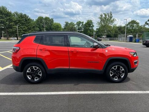 Used 2017 Jeep Compass Trailhawk AWD/4WD image 7