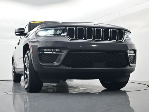 Used 2024 Jeep Grand Cherokee Limited w/ Trailer Tow Package AWD/4WD image 55