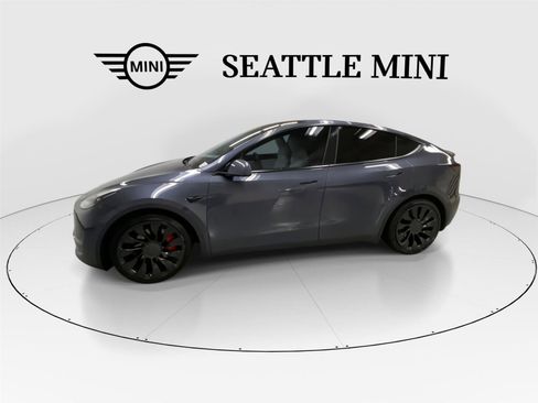 Used 2022 Tesla Model Y Performance image 6
