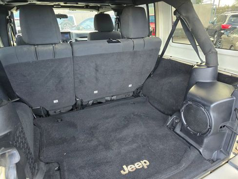 Used 2012 Jeep Wrangler Unlimited Sahara w/ Connectivity Group image 14