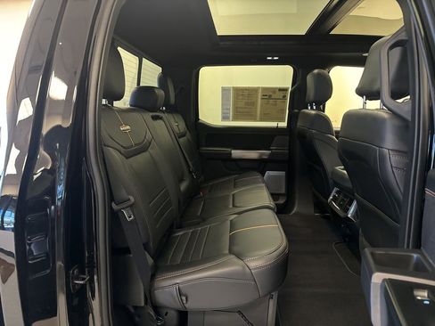 Used 2024 Ford F250 Platinum AWD/4WD image 24