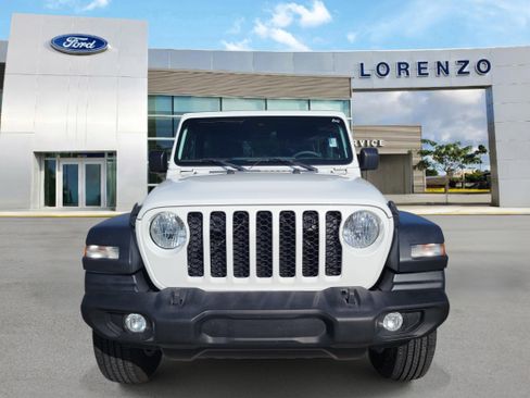 Used 2024 Jeep Wrangler Unlimited Sport AWD/4WD image 2