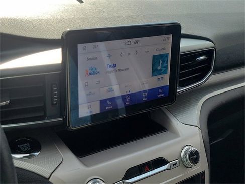 Used 2023 Ford Explorer XLT w/ Equipment Group 202A image 17