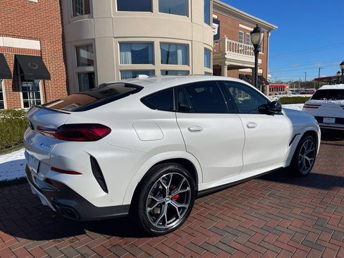 Used 2025 BMW X6 M60i image 8