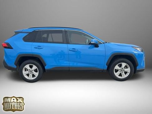 Used 2021 Toyota RAV4 XLE FWD image 12