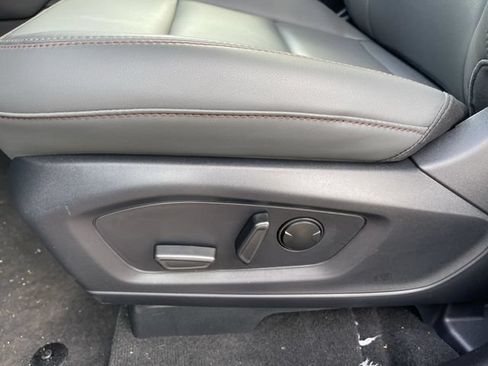 New 2026 Ford Explorer Active w/ Active Comfort Package AWD/4WD image 14