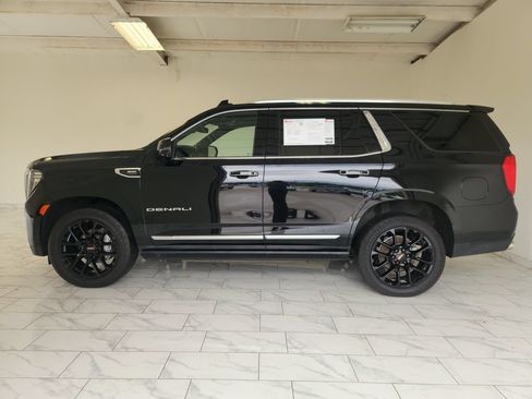 Used 2022 GMC Yukon Denali RWD image 4