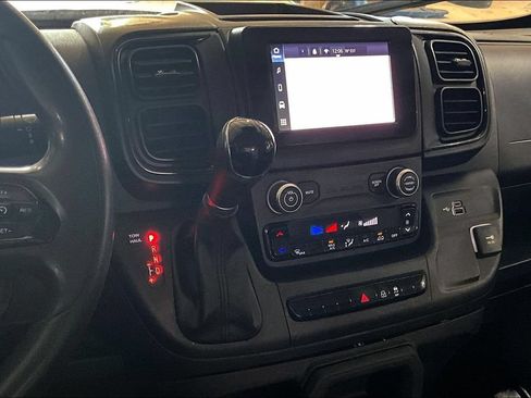 Used 2023 RAM ProMaster 2500 FWD image 6