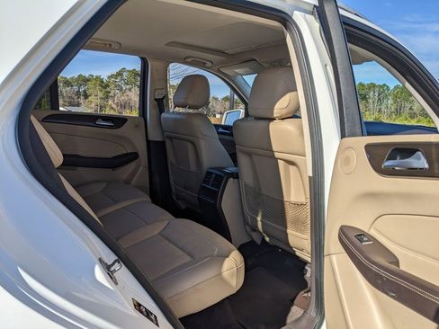 Used 2018 Mercedes-Benz GLE 350 4MATIC image 47