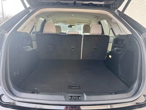 Certified 2023 Ford Edge Titanium image 44