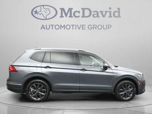 Used 2023 Volkswagen Tiguan SE FWD image 9