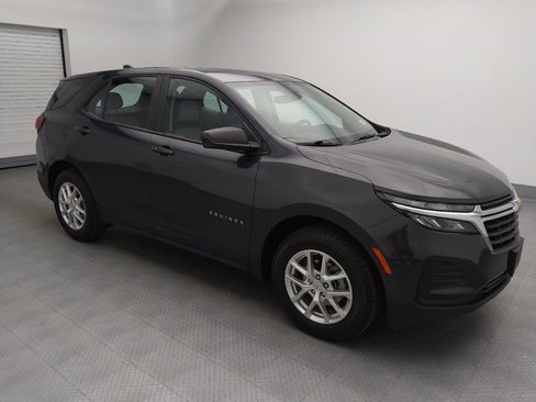 Used 2022 Chevrolet Equinox LS AWD/4WD image 11