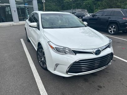Used 2018 Toyota Avalon XLE Premium w/ Carpet Mat Package