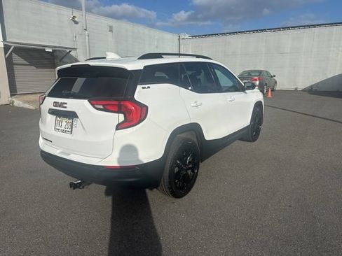 Used 2019 GMC Terrain SLE w/ Driver Convenience Package FWD image 5