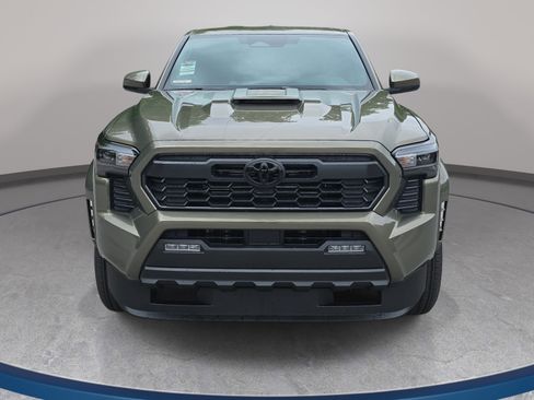 New 2026 Toyota Tacoma TRD Sport RWD image 2