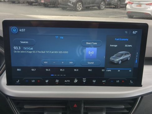 Used 2025 Ford Escape Platinum image 24