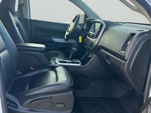 Used 2018 Chevrolet Colorado ZR2 w/ ZR2 Dusk Special Edition image 12