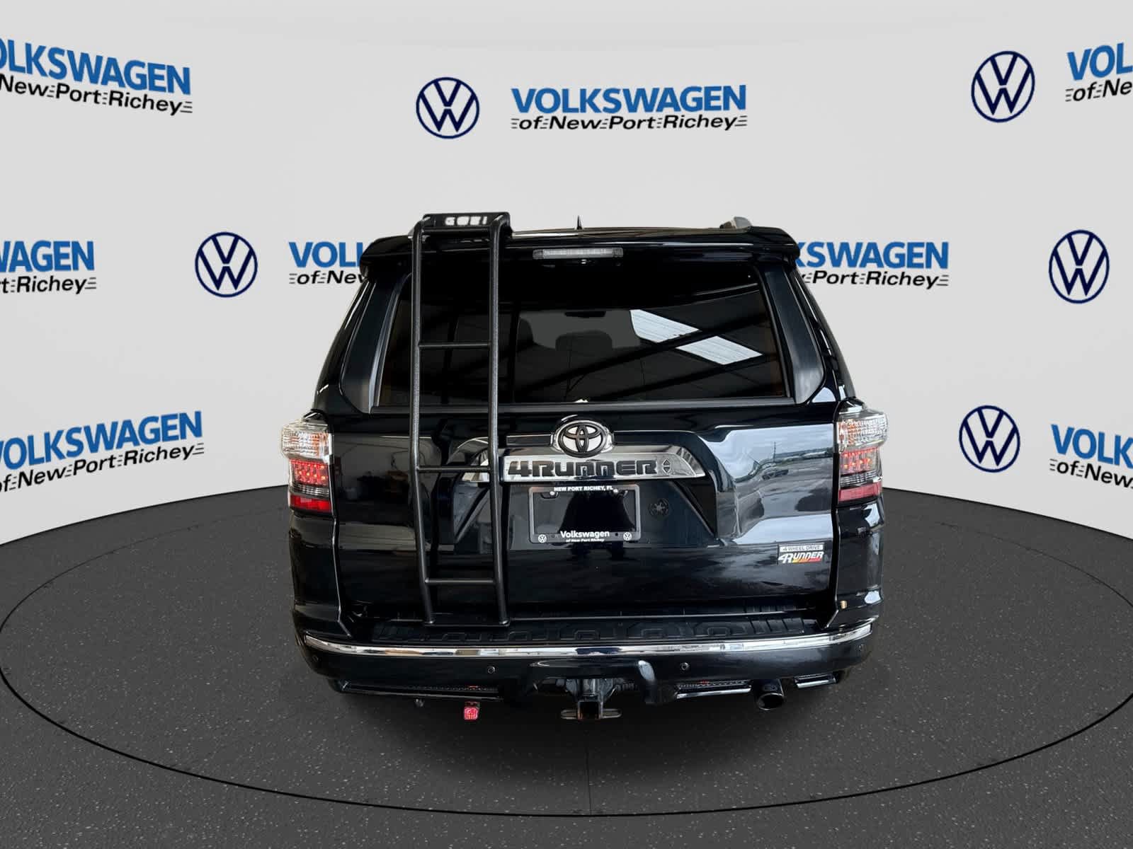 Used 2021 Toyota 4Runner Limited AWD/4WD image 13