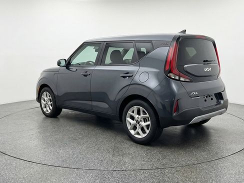 Used 2025 Kia Soul LX w/ LX Technology Package image 6