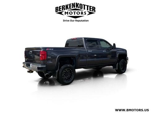 Used 2015 Chevrolet Silverado 2500 LTZ AWD/4WD image 3