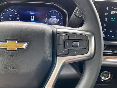 Used 2023 Chevrolet Silverado 1500 LT AWD/4WD image 20