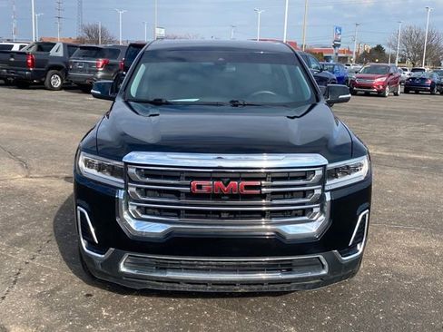 Certified 2023 GMC Acadia SLE w/ LPO, Floor Liner Package image 3