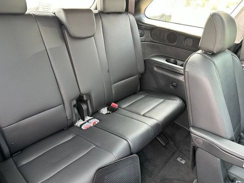 Used 2026 Hyundai Palisade Limited AWD/4WD image 10