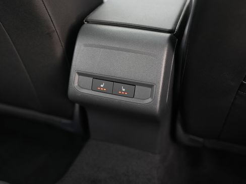 Used 2024 Volkswagen Jetta SEL FWD image 31