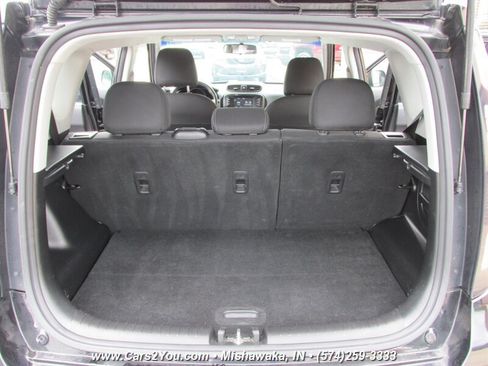 Used 2019 Kia Soul + FWD image 11