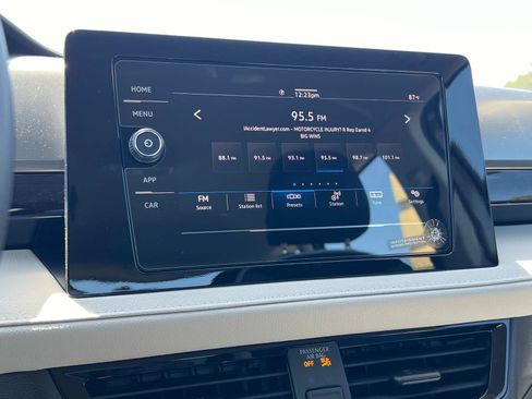 New 2025 Volkswagen Taos S image 11