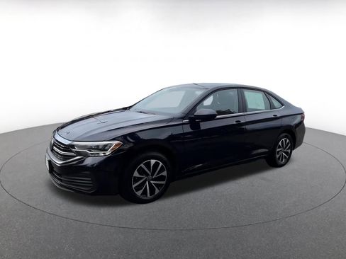 Used 2024 Volkswagen Jetta S image 8