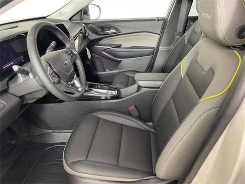 New 2026 Chevrolet Trax ACTIV w/ Driver Confidence Package image 2