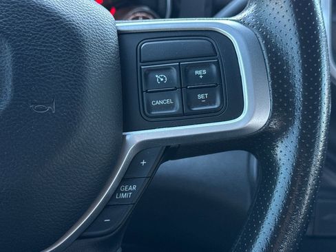 Used 2022 RAM 2500 Big Horn image 27