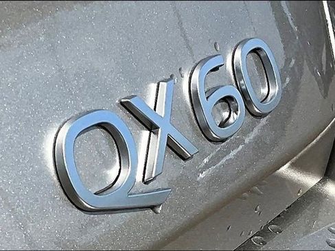 New 2026 INFINITI QX60 Luxe image 8