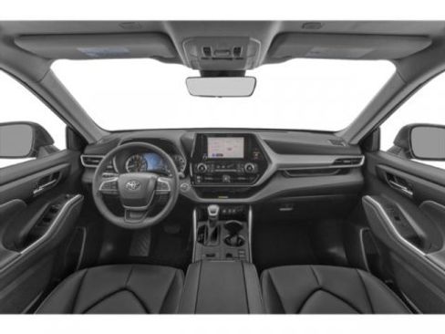 Used 2023 Toyota Highlander XLE AWD/4WD image 11