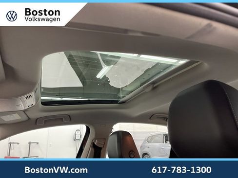 Used 2019 Volkswagen Jetta SE image 23