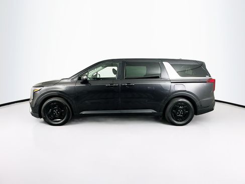 Used 2026 Kia Carnival FWD image 4