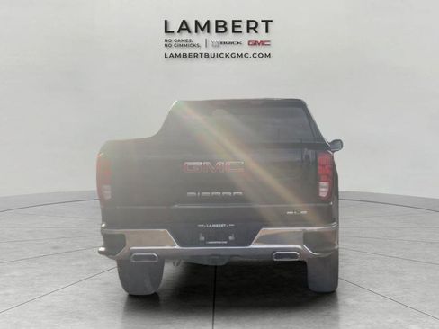New 2026 GMC Sierra 1500 SLE image 4