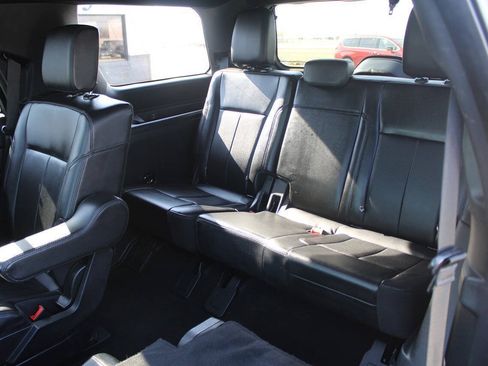 Used 2021 Ford Expedition XLT AWD/4WD image 10