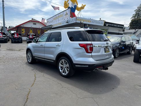 Used 2018 Ford Explorer Limited AWD/4WD image 4