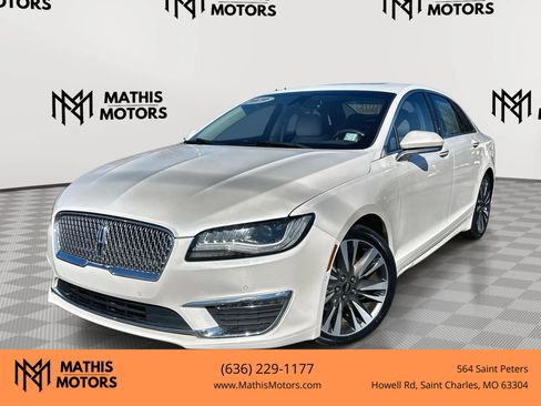 Used 2019 Lincoln MKZ Reserve FWD image 1