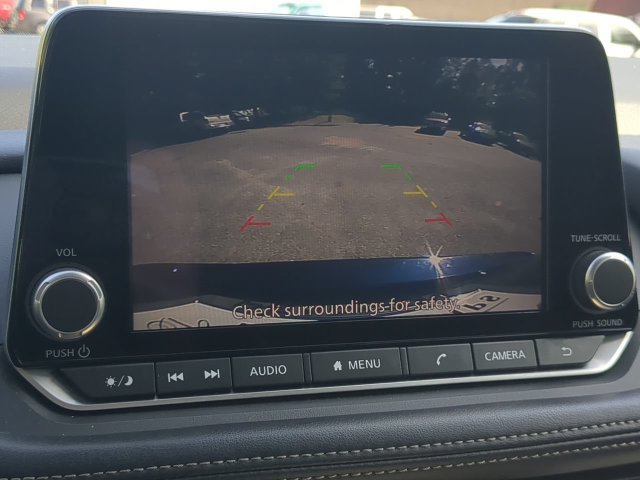 Used 2024 Nissan Rogue SV AWD/4WD image 19