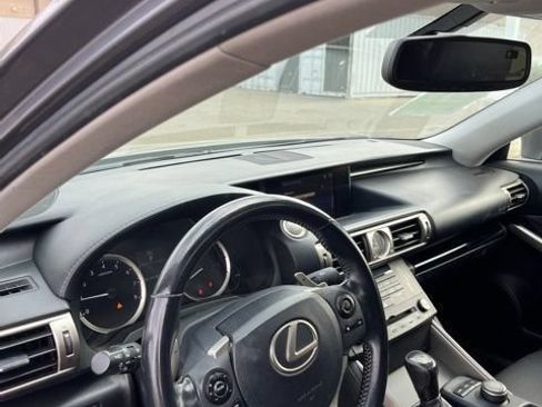 Used 2016 Lexus IS 200t RWD image 6