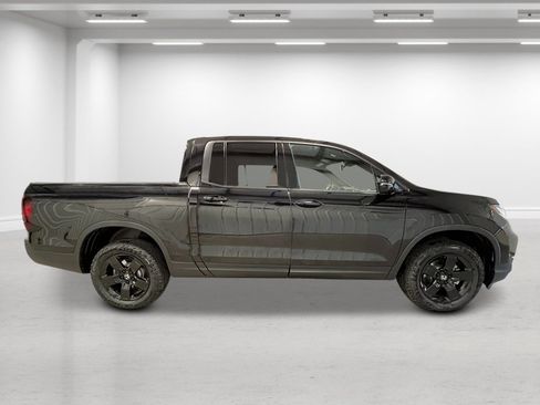 New 2026 Honda Ridgeline Black Edition image 2