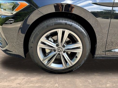 Used 2023 Volkswagen Jetta SE FWD image 34