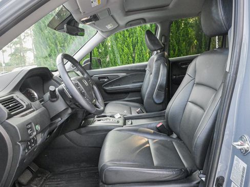 Used 2023 Honda Ridgeline RTL-E image 7