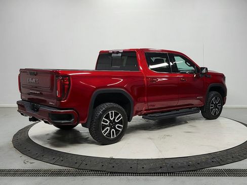 Used 2024 GMC Sierra 1500 AT4 w/ Technology Package AWD/4WD image 7